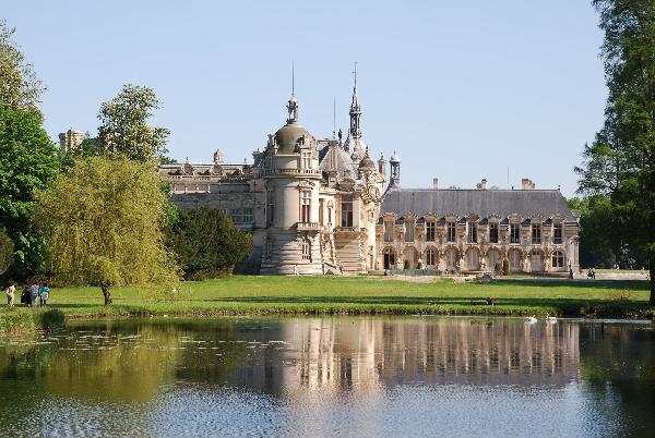 巴黎城堡骑马一日游