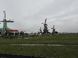 风车村