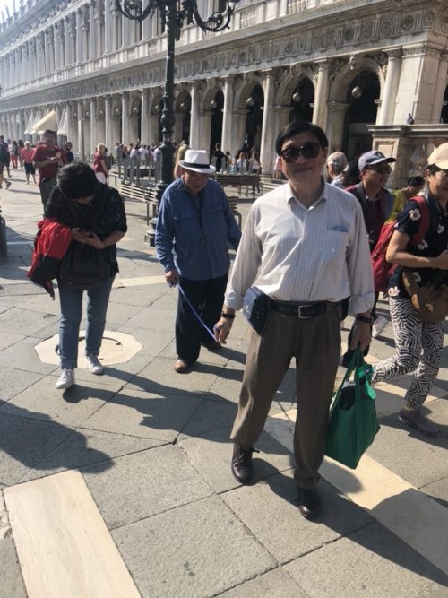 卢塞恩，米兰，巴黎，罗马，比萨