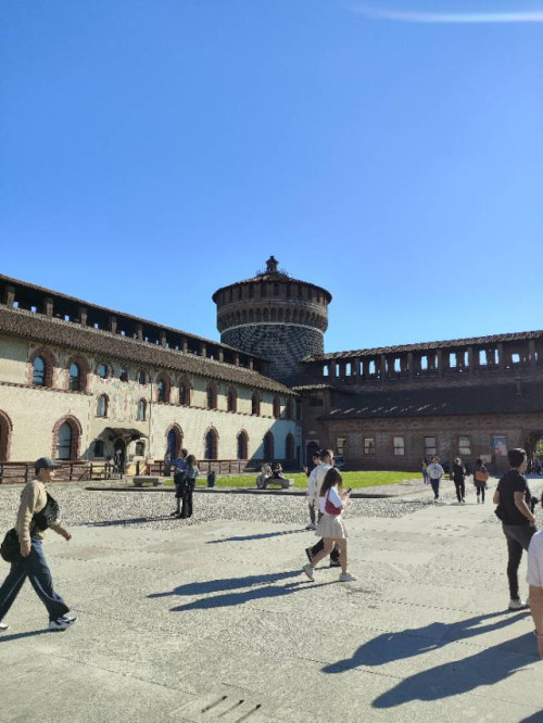 <秘境漫游>米兰文艺复兴•普罗旺斯•瑞士雪山｜瑞士南法蔚蓝海岸6日之旅