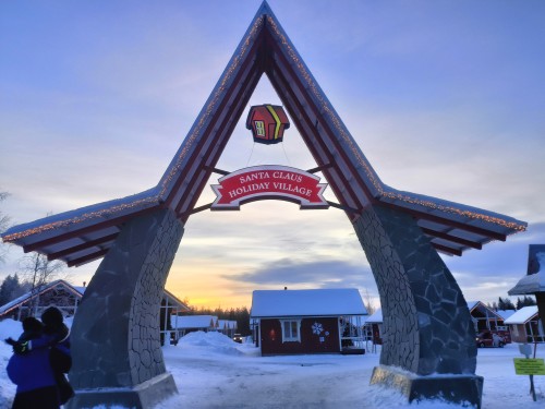 罗瓦涅米圣诞村