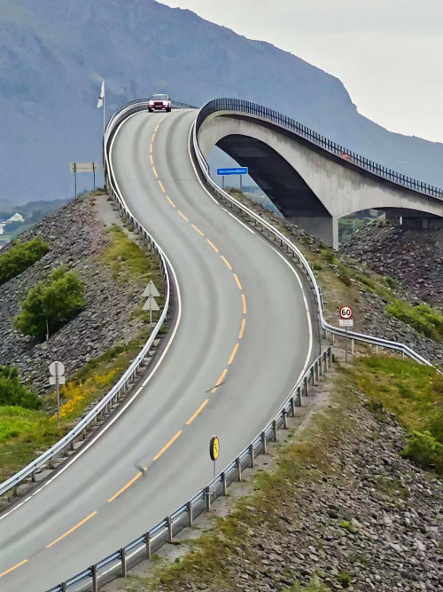 北欧全景15日游（挪威峡湾+冰岛环岛）