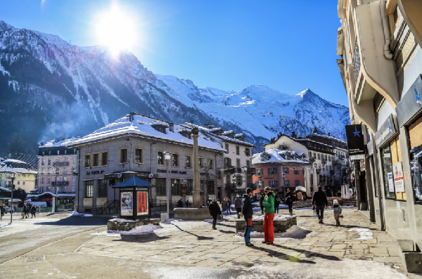 环游勃朗峰之心:从日内瓦到霞慕尼的阿尔卑斯漫记