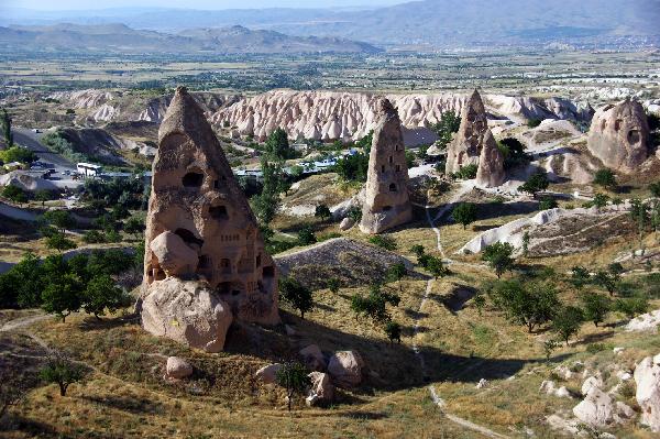 土耳其卡帕多奇亚一日游(中文导游+午餐土耳其菜+地下城门票+酒店接送)