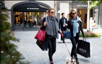 鲁尔蒙德名品奥特莱斯Designer Outlet Roermond 自驾游套票（包括免费停车 + 额外 9 折优惠卡 + 星巴克饮品优惠券）