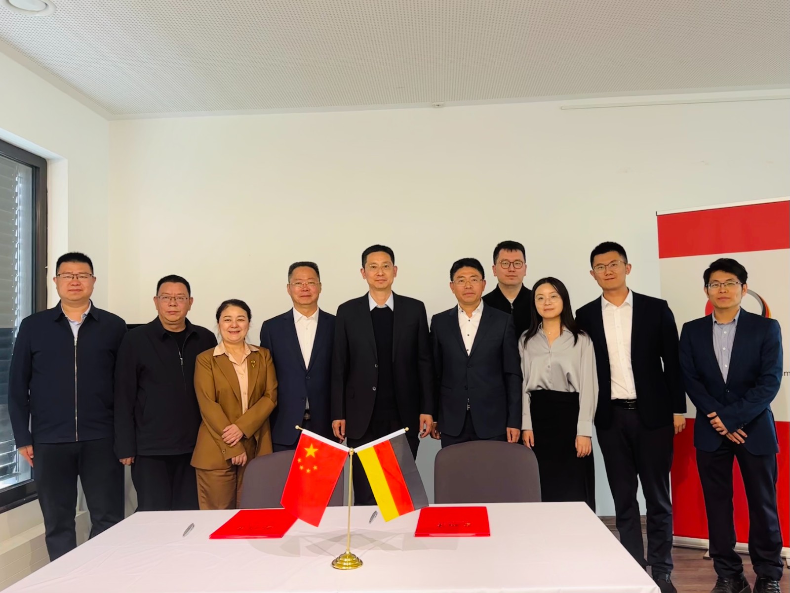 图片_20250425181945.jpg