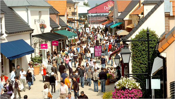 巴黎河谷购物村（La Vallée Village Outlet）巴士票（英文司机）